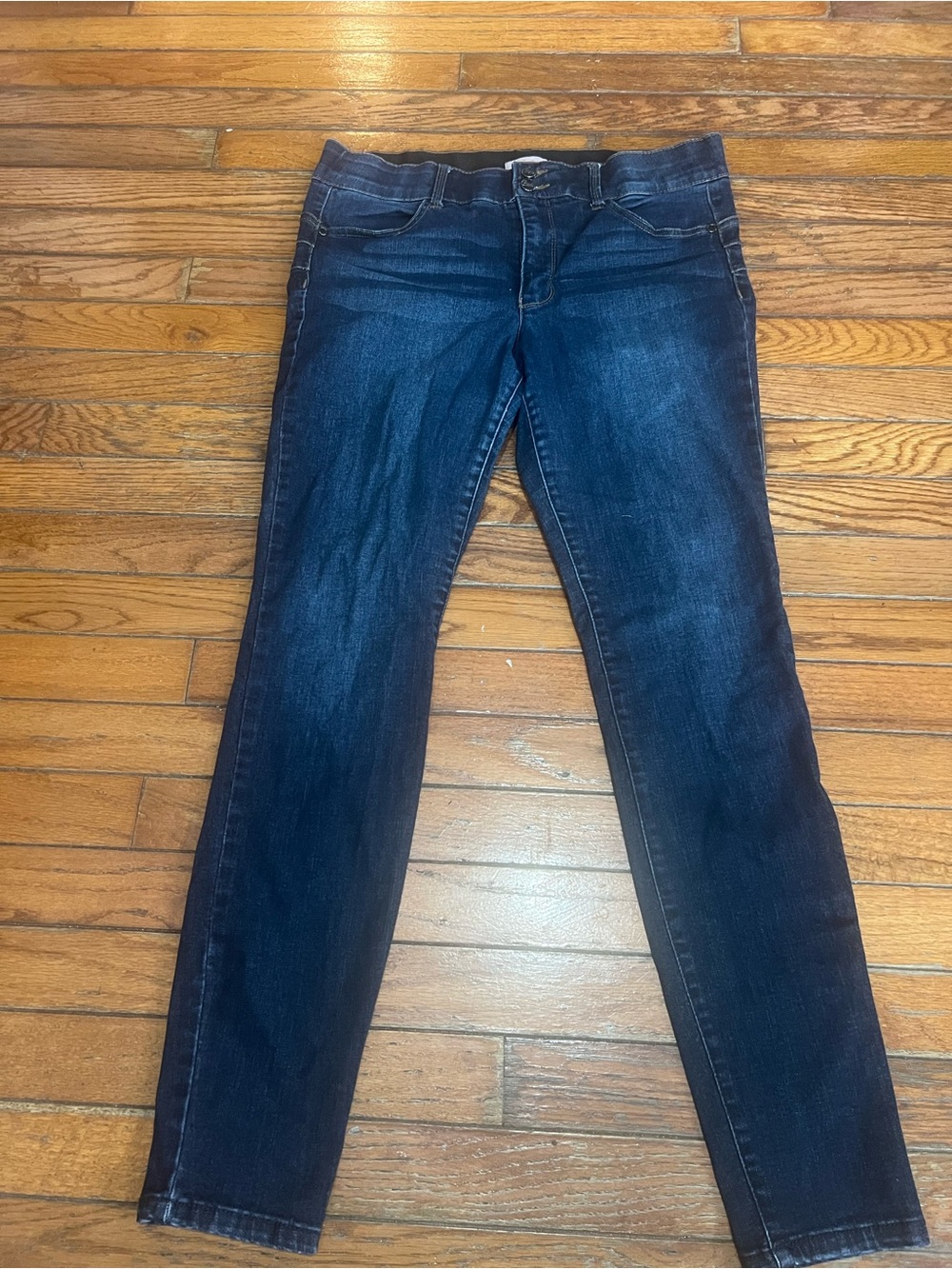 Candie’s Women’s Dark Blue Stretch Slim Jeans size 11/30w